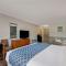 SureStay Plus Hotel by Best Western Berkeley Springs - Berkeley Springs