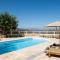 Prinus Country Retreat Apokoronas, heated pool, 13km from the sea - Embrósneros