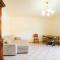 2 Bedroom Cozy Home In Altopascio