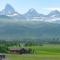Teton Melody by KABINO Partial Air Conditioning Hot Tub FirePit Foosball Telescope Games WiFi Grill Mtn Views