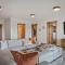 Teton Melody by KABINO Partial Air Conditioning Hot Tub FirePit Foosball Telescope Games WiFi Grill Mtn Views