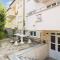 Lovely Home In Crveni Vrh With Wifi - 克尔维尼维赫