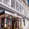 San Clu Hotel, Bar & Brasserie