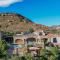 Wild Horses Lodge