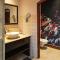 Wild Horses Lodge