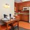 Residence Inn by Marriott Denver Airport at Gateway Park - Aurora