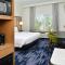 Fairfield Inn & Suites by Marriott Charlotte University Research Park