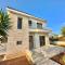 Lovely Pool Villa in Pyla