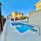 Lovely Pool Villa in Pyla