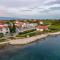 Brand new Villa Olivia 30m from the sea with heated pool and jacuzzi