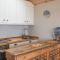 Little Tern, Beachside chalet 6, access to beach - 考斯