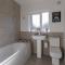 Luxury 3-Bedroom, 2-Bathroom Home sleeps 7 people