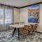 Fairfield Inn & Suites by Marriott Lawton - Лотон