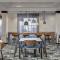 Fairfield Inn & Suites by Marriott Lawton - Лотон