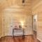 New Serene, Fun & Comfy Cabin- Covered Deck, Grill, Arcade - Murphy
