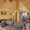 New Serene, Fun & Comfy Cabin- Covered Deck, Grill, Arcade - Murphy