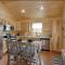 New Serene, Fun & Comfy Cabin- Covered Deck, Grill, Arcade