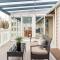 Shiny Rambler House with Spacious Solarium. - إيفريت