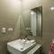 Modern 1BR in Uptown BGC - Manila