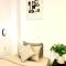 MIDMOST Boutique Hostel