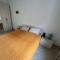 Grand F2 60mq centre Antibes, proche plages, commerces, 2 balcons, parking, train, bus, deco vintage, pet friendly Grand F2 60mq centre Antibes, proche plages, commerces, 2 balcons, parking, train, bus, deco vintage, pet friendly