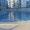 Pomorie Direkt am Pool