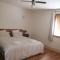 Spacious villa apartment with mountain view -2 bed - Quillan