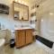 2 King Bedrooms each with full bath, Amazing Views!