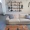 New minimal apartment,10 from Athens airport