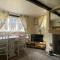 Chapter Cottage, Cheddleton Nr Alton Towers, Peak District, Foxfield Barns - Cheddleton