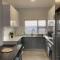 Urban Awe Apartment: Sarona City