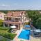 Villa Wish with heated pool - 卡布鲁尼齐