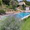 Suite luxe vue sur piscine et parc - ميراماس