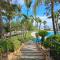 Summer House duplex en la playa con piscina