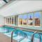 3 bedroom w indoor pool hotub