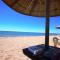 Agréable Maison de vacances climatisee, 2 chambres pour 5 couchages, Résidence securisee avec piscine commune LE CLOS DE SOCORRO, 800m de la plage Portiragnes plage LRCS95