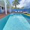 Maison Ti Case, private pool, next to Pinel Island