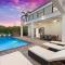 Granada Modern Luxury in Massive Mansion with Heated Pool - Miami