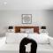 Granada Modern Luxury in Massive Mansion with Heated Pool - Miami