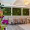 W Regal Boutique Hotel&Spa