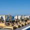 Sea Breeze Santorini Beach Resort, Curio By Hilton - 佩里沃罗