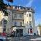 Flat 12 Palm Court