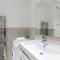 beautiful 3 room-flat near palais