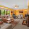 Charming 3-Bed House sleeps 6 in rural setting