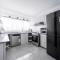 Spacious 4BD House w Pool in the Heart of Herzliya by Sea N' Rent - حرزيليا بي