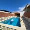 Villetta Alesi con piscina privata