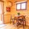 Gites et Roulottes au Domaine de la Trille