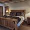 Lone Mountain Retreat