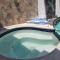 Sadie's Bed and Breakfast / Hotel - تيخوانا