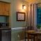 Wild Pacific Guest Suites - Ucluelet